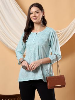 Poshak Chikan Studio - Women Green Hand Embroidered Chikankari Cotton Solid Short Kurti