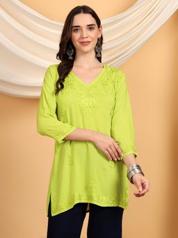 Poshak Chikan Studio - Women Green Hand Embroidered Chikankari Solid Modal Short V Neck Kurti