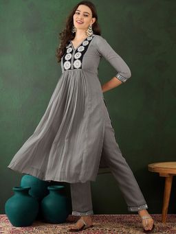 KVS FAB - Grey Milky Georgette Embroidered Kurta with Pant (Set of 2)