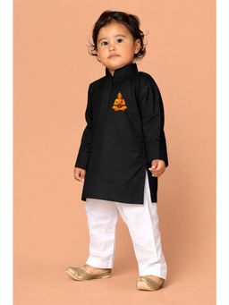 JBN Creation - Boy's Black Cotton Humuman Print Kurta Pyjama