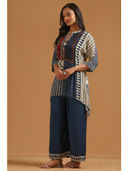 Navy Blue color option, Currently selected