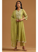 Green color option, Sold out, Currently selected
