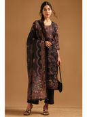Black color option, Sold out, Currently selected