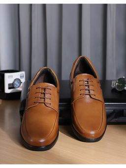 Monte Carlo - Mens Round TOE Derbies - Tan