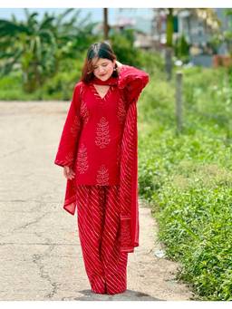 Gahan - Womens Red Viscose Printed Kurta with Farshi Salwar with Dupatta
