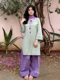 Gahan - Womens Viscose Blend Solid Straight Kurta & Farshi Salwar with Dupatta