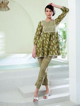 Bani Women - Printed Pure Cotton Tunic with Pant (Set of 2)