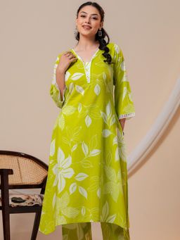 ARAMYA - Soft cotton A-line Floral Print Kurta for Women - Green