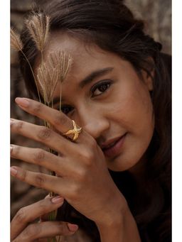 ALOKKI - Boho Dream Sterling Silver with Gold Plated Criss Cross Ring