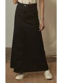 Black color option, Currently selected