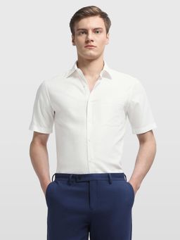 Arrow - Men White Cotton Collar Neck Half Sleeves Shirt