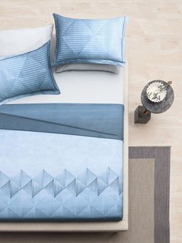 Ddecor Live Beautiful - Geometric King 180 TC Bedsheet With 2 Pillow Covers - Blue