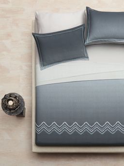 Ddecor Live Beautiful - Geometric King 180 TC Bedsheet With 2 Pillow Covers - Grey