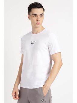 Reebok - Men White Solid T-Shirt