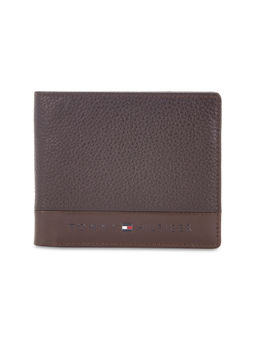 Tommy Hilfiger - Debrecen Men Leather Global Coin Wallet For Men - Brown