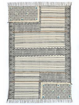 ART AVENUE - Ehico Hand Block Printed Cotton Floor Rug with Tassels