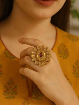 I Jewels - Gold Plated Floral Pink Ring