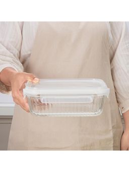 Borosil - 1.52 L Fluted Klip N Store Rectangle Food Storage Container With Air Tight Glass Lid