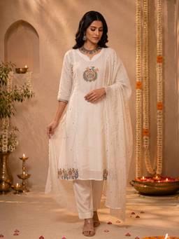 Yufta - White Chanderi Embroidered Kurta with Pant and Dupatta