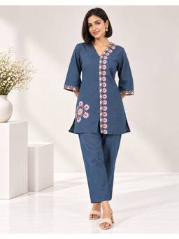 STUDIO MISRI - Women's Navy Blue Floral Embroidered Co-ord Set