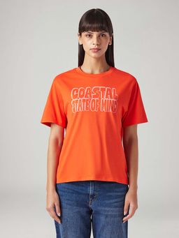 Levi's - Women's Typography Printed Relaxed Fit T-Shirt