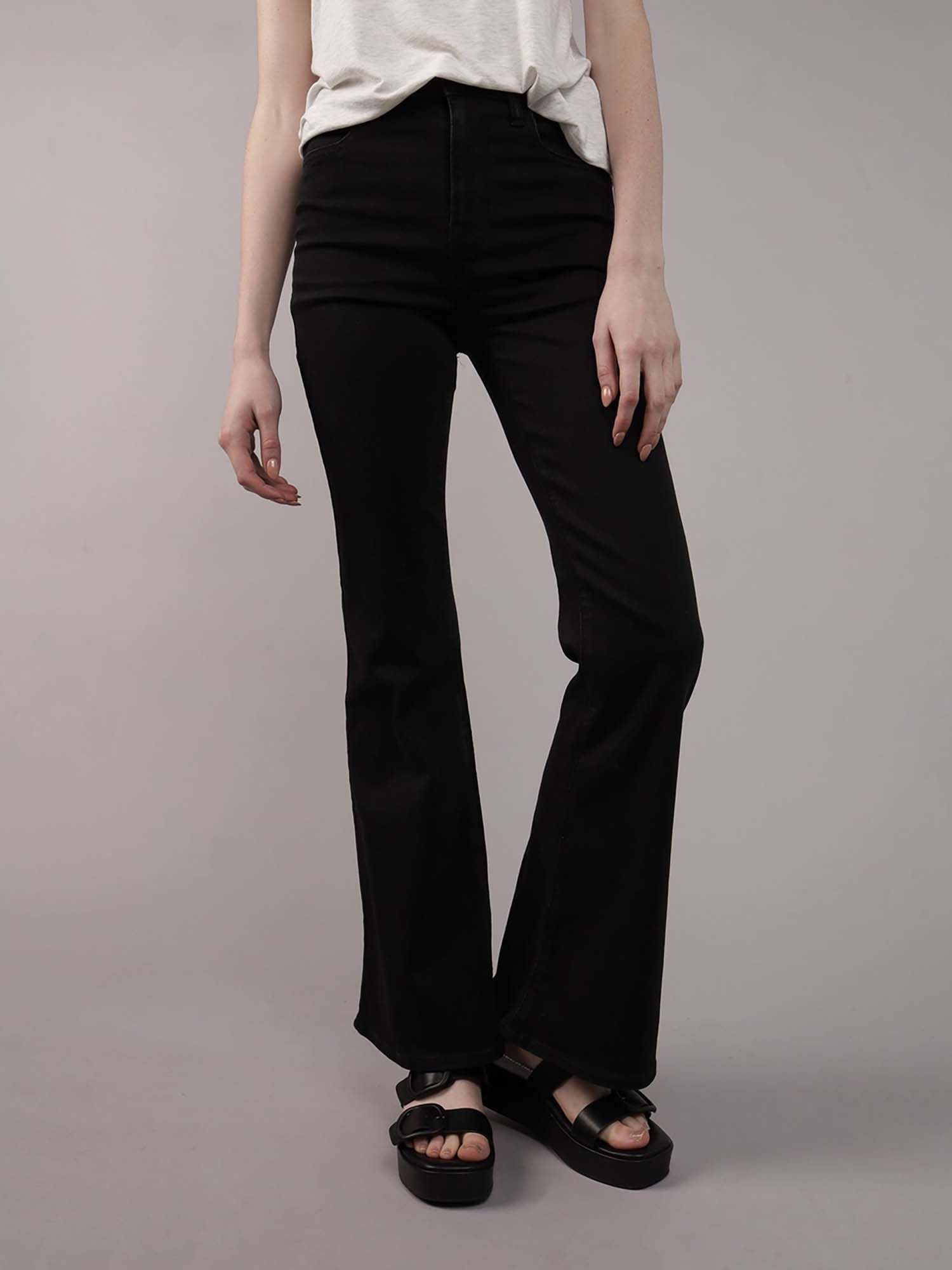 american eagle Women Black Next Level Super High-Waisted Jeans-picture-36