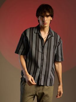 Campus Sutra - Men Obsidian Black Woven Striped Oversized Shirt