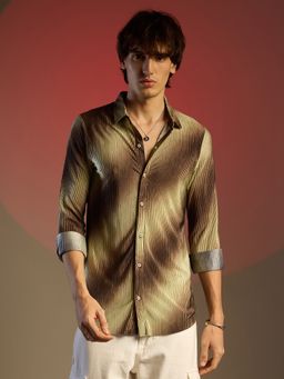 Campus Sutra - Men Chocolate Brown & Asparagus Green Ombre Pleated Shirt