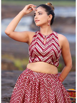 Ethnovog - Ready To Wear Pink Georgette Embroidered Blouse