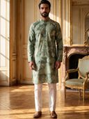 Olive color option, Currently selected