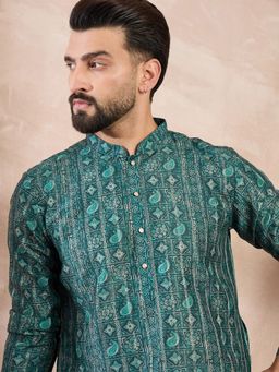ETHNIC BAY - Men Silk Blend Green Ethnic Kurta with Pyjama