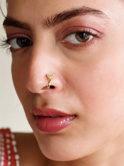 Azai by Nykaa Fashion - Minimal Gold Tone Nose Pin With Precious Ad Stones