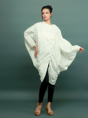 Echke Raglan Sleeves Top styled with Rare Rabbit Auxfo Primary Orange Solid Shirt