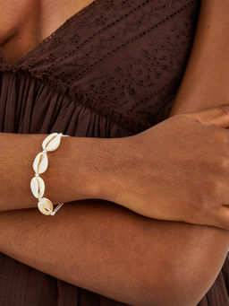 Accessorize London - Women Michelle White Shell Thread Bracelet