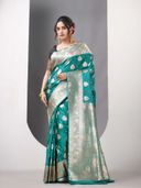 Green color option, Sold out, Currently selected