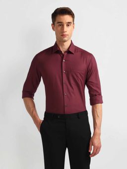 Arrow - Red Manhattan Slim Fit Cotton Textured Shirt