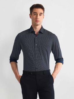 Arrow - Navy Blue Geometric Print Manhattan Slim Shirt
