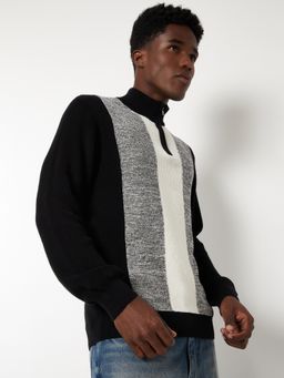 max - Men Colourblock Sweater