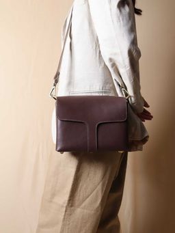 The Bicyclist - Brown Crossbody Box Sling Bag In : Belle