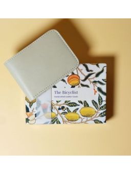 The Bicyclist - Off White Classic Bifold Leather Wallet With Coin Pouch In Full Grain