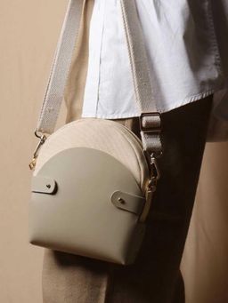 The Bicyclist - Off-White Canvas And Leather Crossbody Sling: Olivia