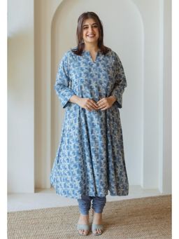 The Indian Ethnic Co. - Malika Blue Ajrakh Cotton Kali Kurta