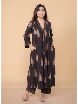 The Indian Ethnic Co. - Eshita Brown Dabu Slub Cotton A Line Kurta