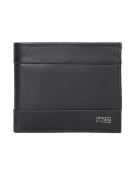 Titan - Solid Leather Bifold Wallet in Color Black
