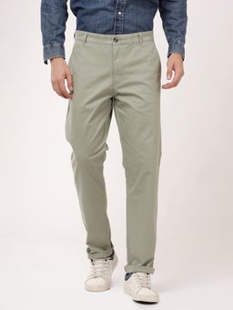 Lee - Men Green Cotton Lycra Mid Rise Chino Pant