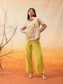 Yellow color option, Currently selected