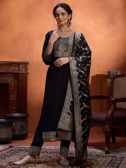 Women Plus - Black Embroidered Viscose Silk Kurta with Pant & Dupatta