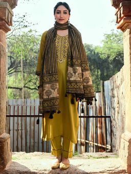 Women Plus - Olive Embroidered Viscose Rayon Kurta with Pant & Dupatta