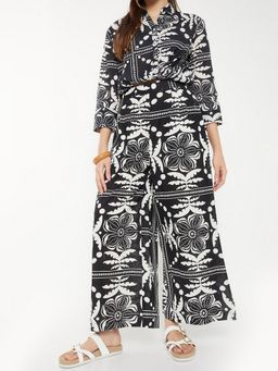 max - Black Women Printed Flared Palazzo