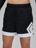 Black color option, Currently selected